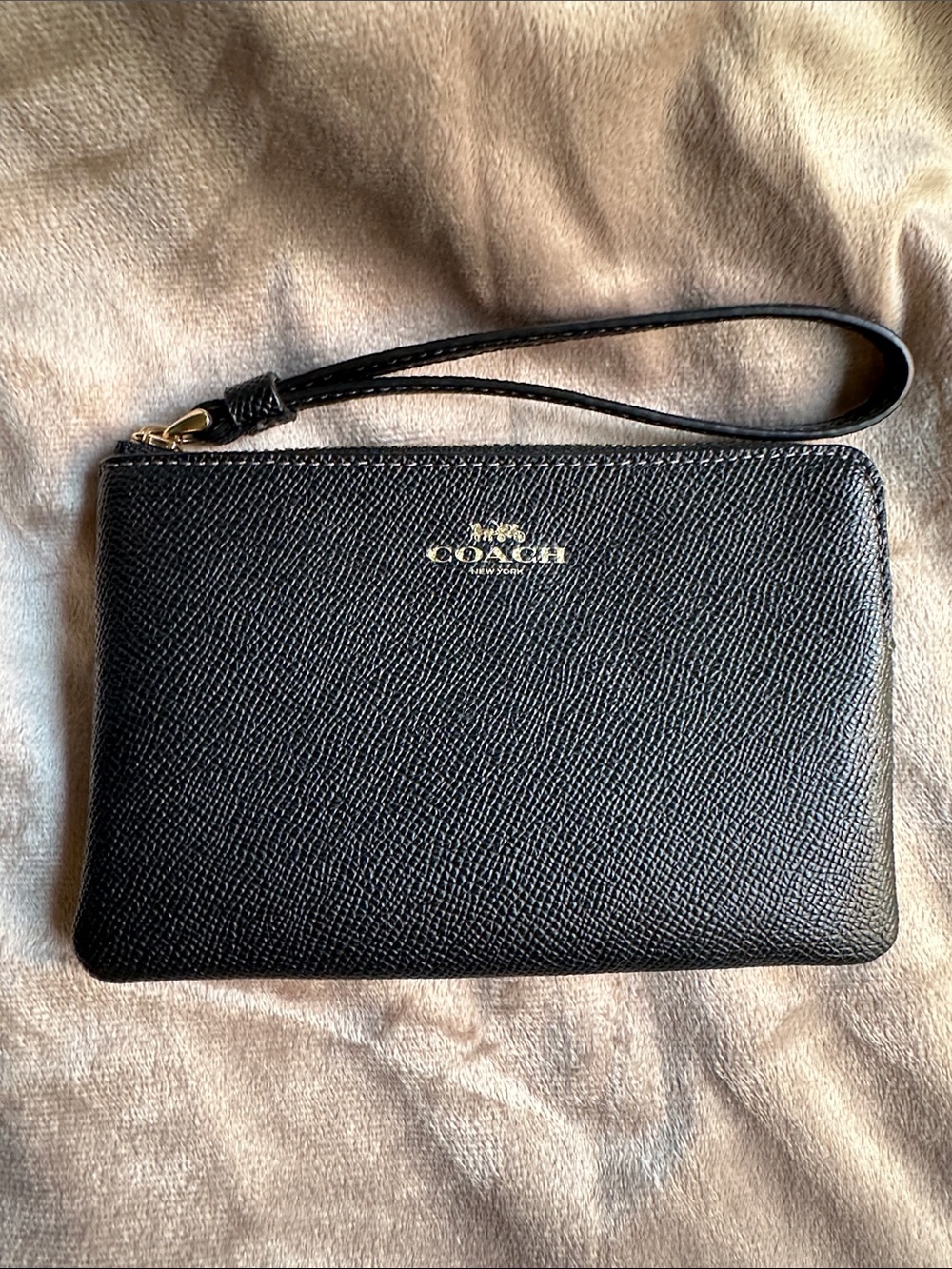 NWT Coach Black Leather Wristlet with Gold Tone Logo and Strap